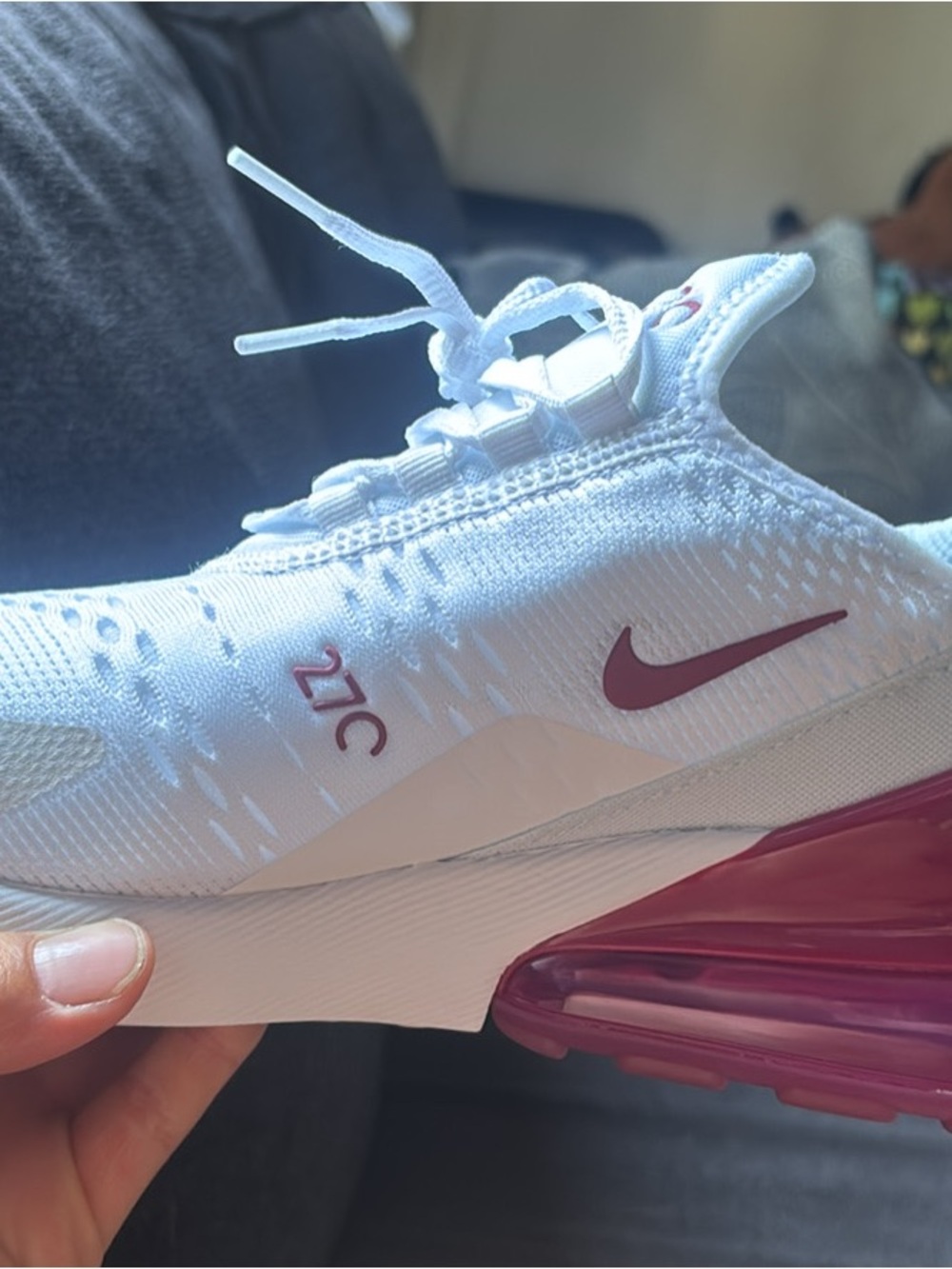 Nike Women's White and Pink Air 270 Casual Sneakers